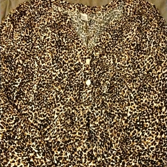 Old Navy Tops - Dress shirt